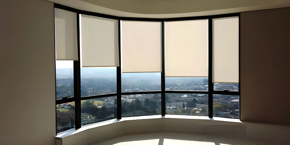 Indoor Roller Blinds Image 4