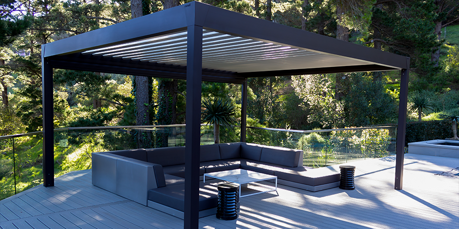 Bioclimatic Louvre Pergola Image 1